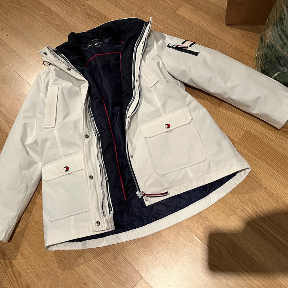 NEW Tommy Hilfiger Unisex Navy and White Jacket with Red Highlights